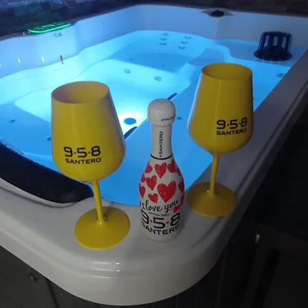 Daire Golden House Con Jacuzzi