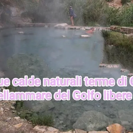 Golden House Con Jacuzzi