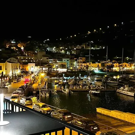 Daire Golden House Con Jacuzzi *