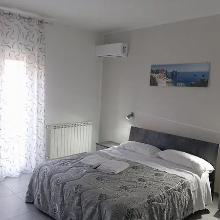 Golden House Con Jacuzzi